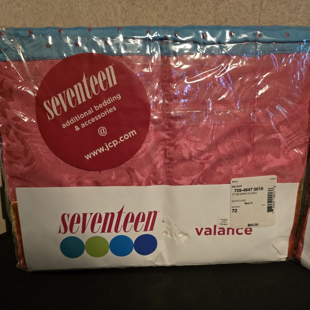 2 Seventeen Valances - Picture 4 of 4